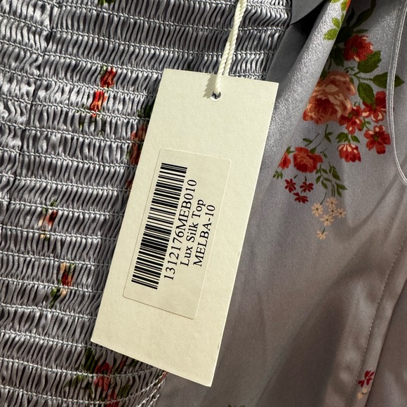 NWT Reformation Lux Silk Top - Picture 4 of 4